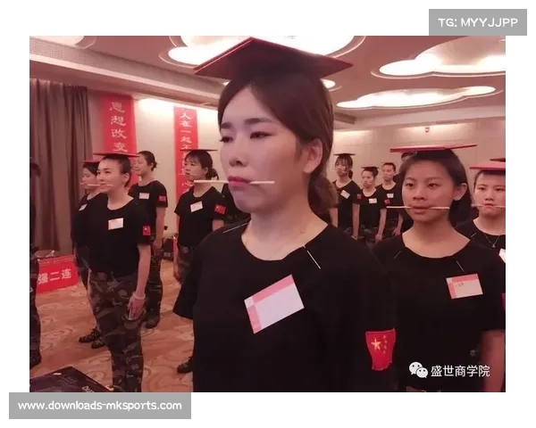 “立风杯”商学院羽毛球联赛混双对决，默契配合书写逆境动人篇章